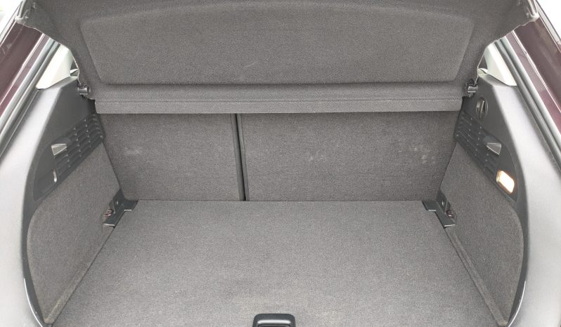 AUDI A1 1.6TDI 90CV STRONIC AMBITION lleno