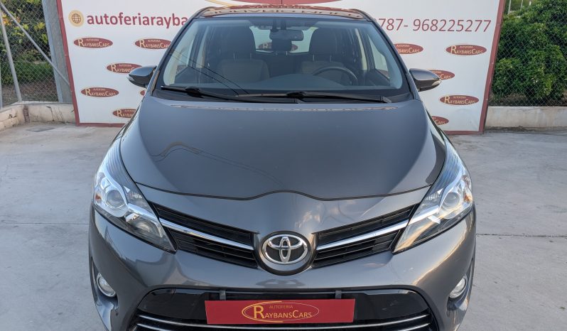 TOYOTA VERSO 112 D-4D 112CV 6VL 5PLAZAS ADVANCE lleno