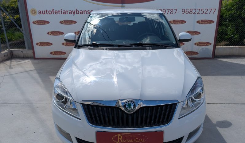 SKODA FABIA 1.2 URBAN 69CV 5P lleno