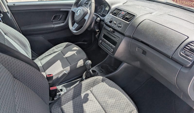 SKODA FABIA 1.2 URBAN 69CV 5P lleno